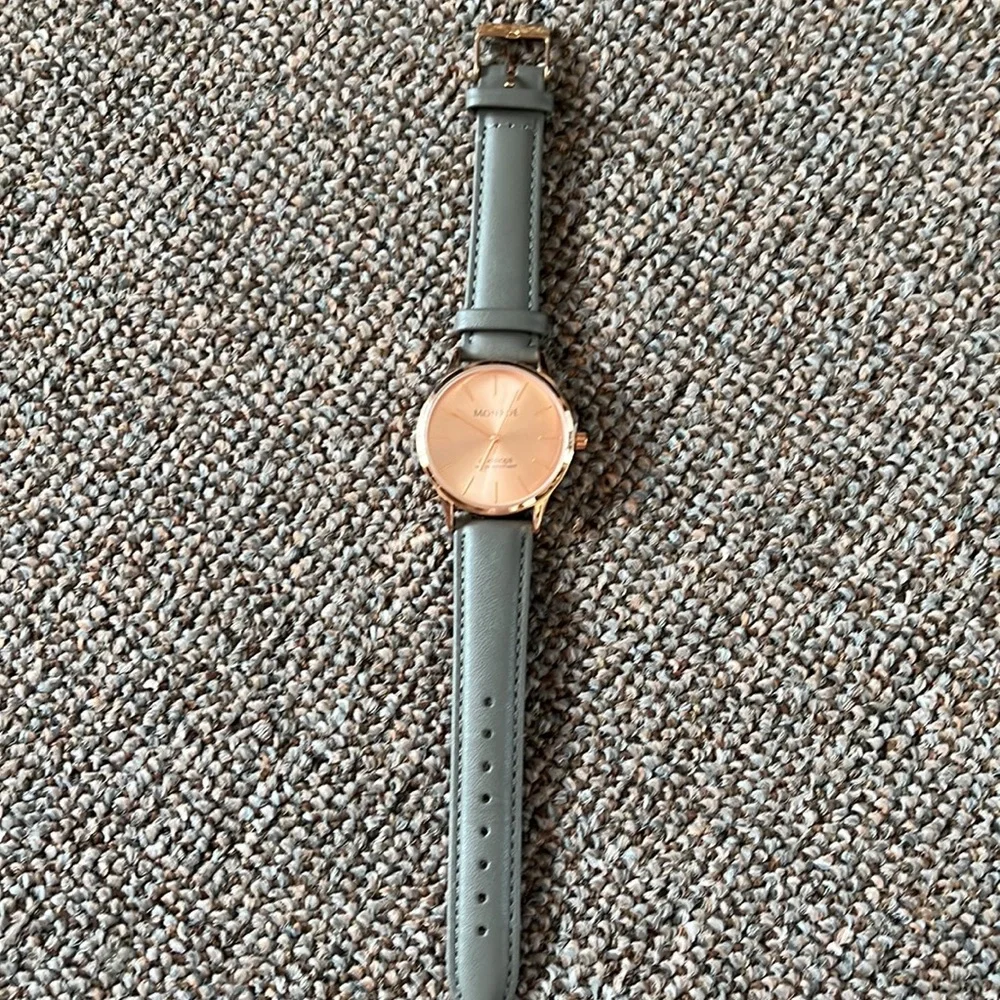 Monroe watch - Picture 3 of 8